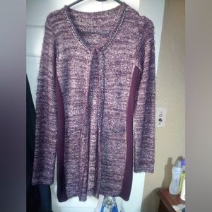 Gorgeous cardigan with clip